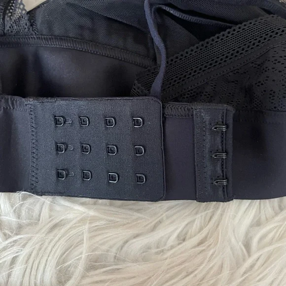 {Soma} Triangle Bralette with Lace in Black - Womens Large - NWT - Picture 10 of 13